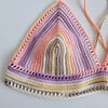 Gehaakt topje 'Boho top geel, beige, perzikoranje, paars en lila'