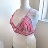Gehaakt topje 'Boho top ombre paars en roze'