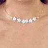 Gehaakte Vergeet-mij-nietjes Ketting – Handgeverfde Bloemen, Goudkleurig & Hypoallergeen