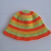Gehaakte bucket hat 'Groen, oranje en geel'