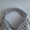 Gehaakte crossbody tas 'Metallic zilver'