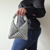 Gehaakte crossbody tas 'Metallic zilver'