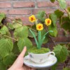 Gehaakte gele Narcissen in Theekopje