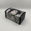 Handgedecoreerd kistje ‘Beauty in Black, White and Grey’ voor interieur of cadeau
