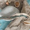 Ketting 004 drijfhout met gebroken glas