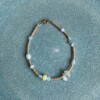 Kralenarmband met halfedelstenen in pasteltinten