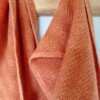 Oranje shawl van 100% merinowol - Uniek & Vrolijk