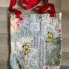 Tote bag gemaakt van een mooie bedden sprei