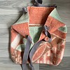 Tote bag van groen - roze vintage deken.