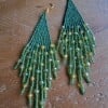 Fringe oorbellen Emerald Goddess – groen, glaskralen & kristallen, 12,5 cm lang, verguld zilveren oorhaken
