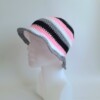 Gehaakte bucket hat | Roze, wit, grijs en zwart