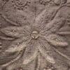 Handgeweven wit bloemen schapenwollen kussen (bank of woonkamer)