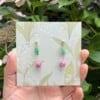 Micro Gehaakte Tulp Oorbellen met Blaadje – Meerdere Kleuren, Handgemaakte Lente Sieraden