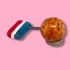 Broche van keramiek 'bitterbal'