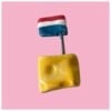 Broche van keramiek 'blokje kaas.