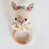 Gehaakte alpaca rammelaar