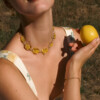 Ketting met Stenen Gevuld met Echte Bloemen uit Utrecht (The Blossom Chapter))