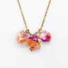 Kristalvormige Cluster Ketting met Echte Bloemen uit Utrecht (The Blossom Chapter)