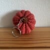 🎃 Handgemaakte sleutelhanger – Pompoen