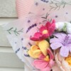 Handgemaakt gehaakte boeket met pioenroos & tulpen – vol kleur en warmte