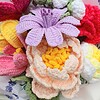 Handgemaakt gehaakte boeket met pioenroos & tulpen – vol kleur en warmte