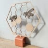 Wanddecoratie hexagoon met Bijen