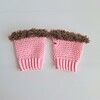 Gehaakte handschoenen - gehaakte vingerloze handschoenen | Lichtroze en bruin
