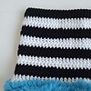 Gehaakte muts met imitatiebont | Zwart, wit en blauw