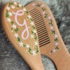 Gepersonaliseerde handgeschilderde houten baby kam en borstel set