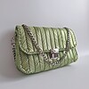 Geweven crossbody tas | Metallic groen en zilver