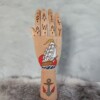 Houten Tattoo Handje – Schip met ondergaande zon en anker