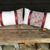 Kussen, sierkussen 30x50 cm van vintage stoffen, randjes en bandjes