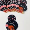 Scrunchie Houder Set van 10 – Afro Girl Design – Gelamineerd – Handgemaakt – Perfect voor Presentatie of Verkoop