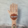 Houten Tattoo Handje – Harley Davidson loge en groen motor en rijdend skelet