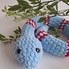 Gehaakte knuffel slang | Lichtblauw, knalroze en wit