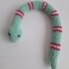Gehaakte knuffel slang | Mintgroen, knalroze en lichtroze