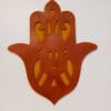Houten Hamsa Hand Wanddecoratie – Beschermend Symbool – Laser Cut Design – 28 × 24 cm