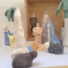 Moderne kerststal keramiek. Genummerd en gesigneerd. Nicolaas Maathuis (NIC-O)