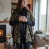 De Bog Coat – Een Tijdloze Eyecatcher