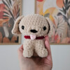 Handgemaakt Gehaakt Hondje van Chenillegaren – Decoratief Amigurumi Beeldje (Geen Speelgoed)