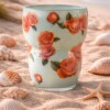 ROSÉ -Kleurrijke glazen vaas met rozenprint (20 cm) – perfect voor boho, eclectic & maximalistisch interieur