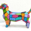 Kleurrijke Origami Teckel – Uniek handgeschilderd duurzaam kunstobject