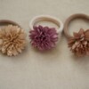 Set 3x elastieken bloemen neutraal (wol en kunstleer in diverse kleuren)