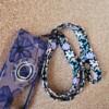 Telefoonkoord handgemaakt | kleurrijk antraciet bloemen | stoffen telefoonkoord | Atelier 904