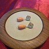 925 zilveren oorbellen met zalmroze kristalparel hanger