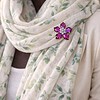Fluweel & Fonkel, handgemaakte kristallen bloem broche