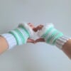 Gehaakte handschoenen - gehaakte vingerloze handschoenen | Wit en mintgroen