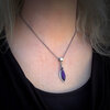 Handgemaakte zilveren hanger met agaat en amethist – unieke blauw/paarse edelsteen hanger