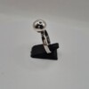 Handgemaakte zilveren ring met elegant balletje