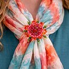 Uitbundig & Exotisch, handgemaakte passiebloem broche met Swarovski kristal
